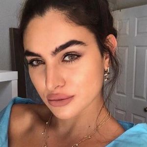 Meet your Posher, Carol